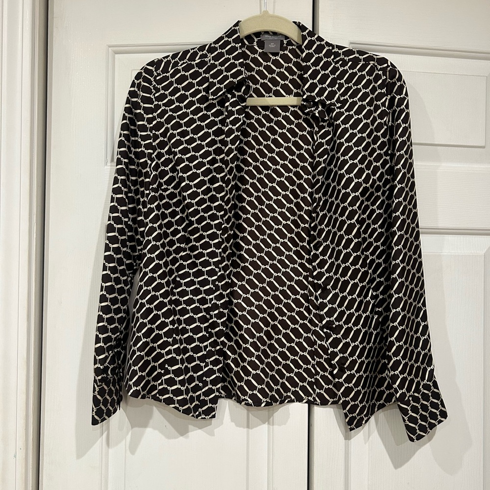 Ann Taylor brown and cream printed blouse